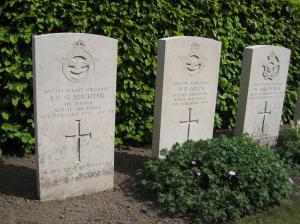 krigets vita offer img_0330-large